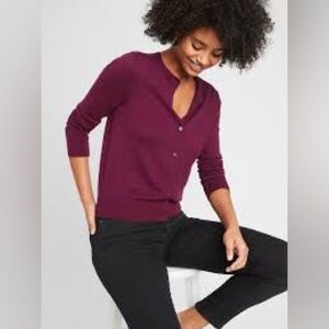 Lord & Taylor 100% Cashmere Cardigan Sweater Purple Magenta Crew Neck Size M​​